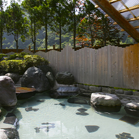 せっかく奥飛騨に来たから、温泉にも入りたい！